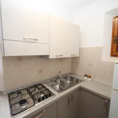 Oriella * روسولينا ماري