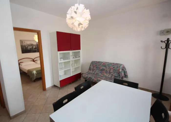 Apartman Oriella *